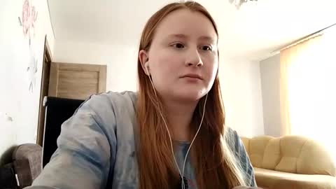 Snapshot of anika_lipps chatting on February 2026 11:00:01 AM Anika online show from February 2026 11:00:01 AM