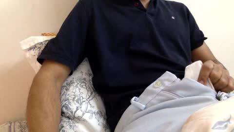 aniketkesari1 online show from January 2026 01:49:01 PM