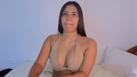 anittafoxx online show from June 2026 10:08:01 PM