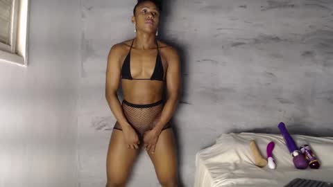 Hello My name is NaiaraPv is OPEN online show from March 2025 07:01:02 PM