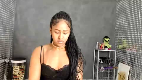 Snapshot of anjinhama chatting on July 2026 03:16:01 PM Hello My name is NaiaraPv is OPEN online show from July 2026 03:16:01 PM