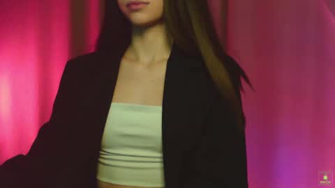 Anna online show from February 2025 11:33:01 AM