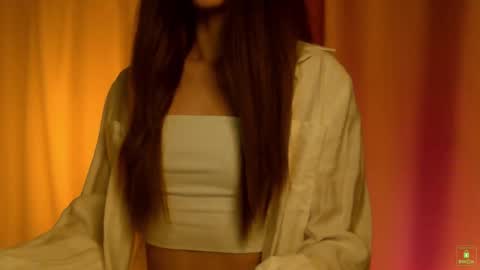 Anna online show from March 2025 02:10:02 PM