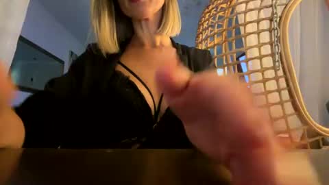 Snapshot of anna_bella99 chatting on July 2026 09:34:02 AM Anna online show from July 2026 09:34:02 AM