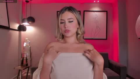 Anna Brooks  online show from March 2026 03:52:01 AM