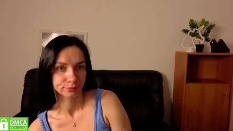 Snapshot of annakillian_kiss chatting on July 2026 05:21:01 AM Anna online show from July 2026 05:21:01 AM