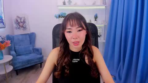 Anna online show from November 2025 07:24:02 PM