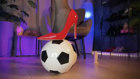 Anna online show from July 2026 04:54:02 PM