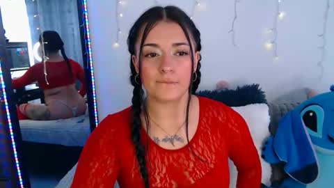 Snapshot of anne_lennon_ chatting on May 2026 06:28:02 PM Anne online show from May 2026 06:28:02 PM