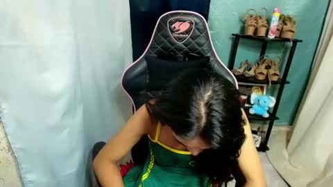 annebisyosa_angela online show from March 2026 12:11:01 PM