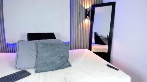  Andre online show from April 2026 10:11:01 PM