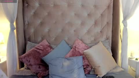 Aniie online show from April 2026 01:03:01 PM