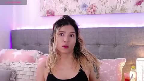 Antonella Lee online show from April 2026 04:12:01 PM