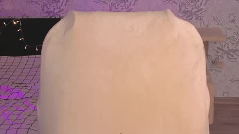 Annie online show from March 2026 09:04:02 AM