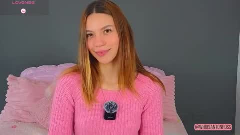 Snapshot of antonellarossii_ chatting on June 2026 03:07:02 PM Antonella online show from June 2026 03:07:02 PM