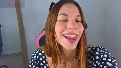 Snapshot of antonellarossii_ chatting on July 2026 02:42:02 PM Antonella online show from July 2026 02:42:02 PM