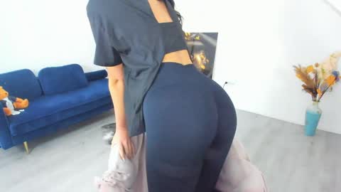 Anya online show from April 2026 03:40:02 AM