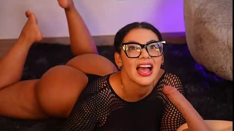 Dulce Maria online show from March 2026 01:55:02 AM