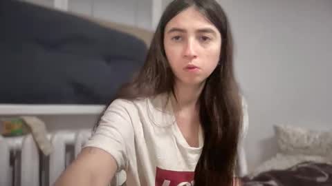 aphr0dite22 online show from February 2026 04:16:01 PM