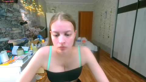 Aphrodite online show from May 2026 03:17:02 PM