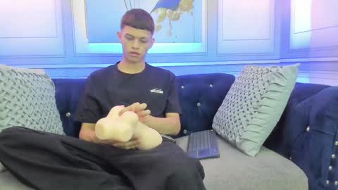   online show from March 2026 02:17:02 AM