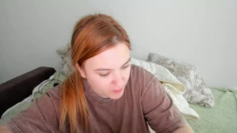 appleyummybuns online show from June 2026 11:38:02 AM