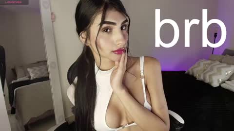 Snapshot of april_scarlett chatting on June 2026 01:07:02 AM Scarlett Independent Model online show from June 2026 01:07:02 AM