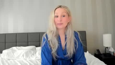 Audrey Im usually online every single day except sundays from  and 20 pm uk time online show from June 2026 08:31:02 PM
