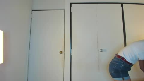 aprilgrey111 online show from April 2026 12:23:01 PM