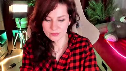 aprill_o_nill online show from April 2026 05:05:02 PM