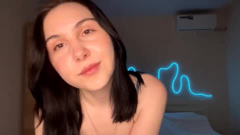 Emi online show from March 2026 04:01:01 PM