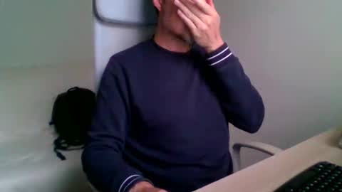 aragon9999 online show from November 2025 02:05:04 PM