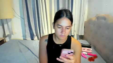 AriCandyAnna online show from February 2026 04:33:02 AM