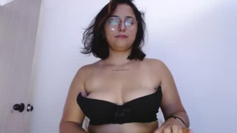 AriaBronw online show from July 2026 02:08:02 PM