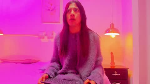 aria_millers1 online show from April 2026 10:57:01 AM