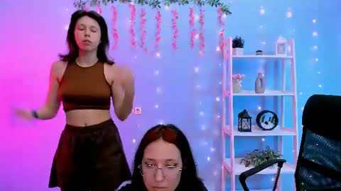 Snapshot of aria_wild_ chatting on June 2026 03:25:01 AM aria_wild_ online show from June 2026 03:25:01 AM
