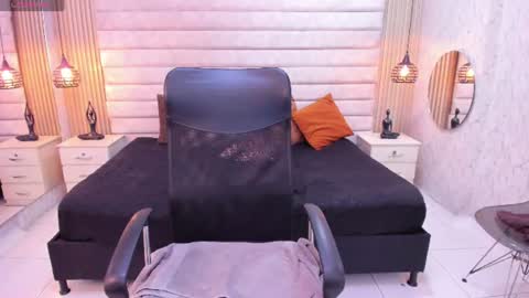Snapshot of ariaa_belle chatting on July 2026 05:26:02 PM ARI online show from July 2026 05:26:02 PM