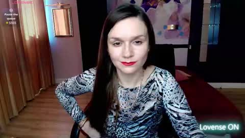 AriaGray online show from March 2026 11:29:02 AM