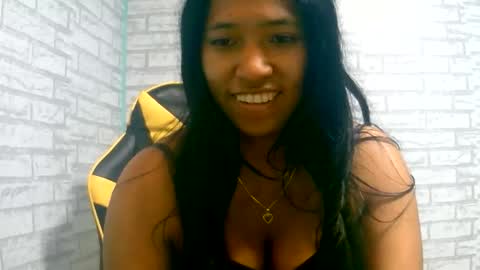 ariah13 online show from May 2026 07:16:02 AM