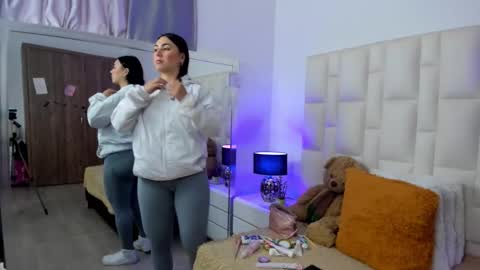  ariana  online show from March 2026 06:57:01 PM