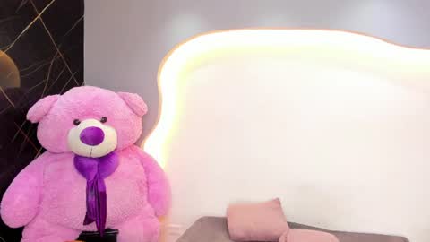 Ariana online show from July 2026 12:32:02 PM