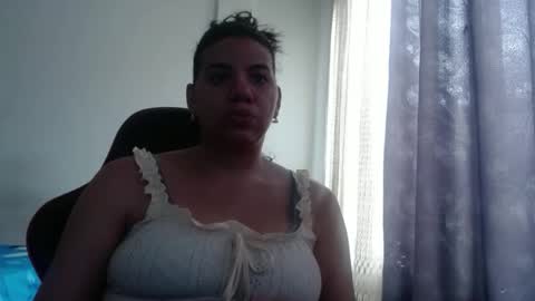 ariannaloovel online show from December 2025 03:06:01 PM