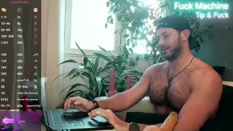 Snapshot of arielenbsas chatting on June 2026 12:09:02 PM Ariel online show from June 2026 12:09:02 PM