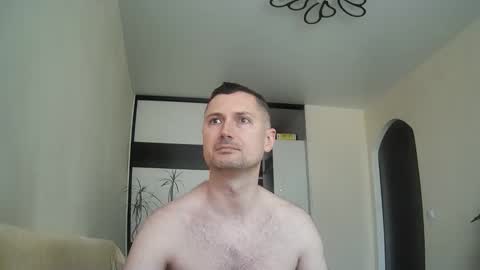 Aristocratu online show from April 2026 03:46:01 PM