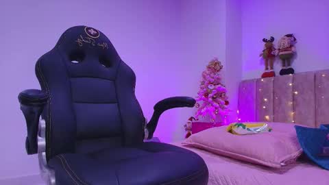 Arleth  online show from December 2025 03:11:02 AM