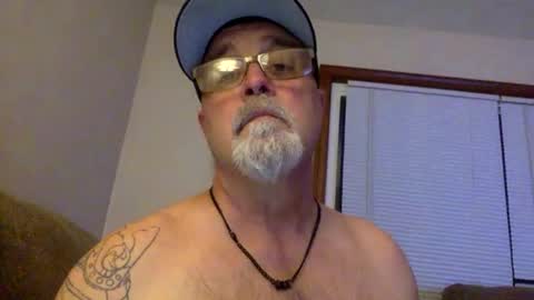 armyguy5311 online show from May 2026 09:58:02 AM