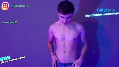 Snapshot of aron__cooper chatting on July 2026 05:15:01 AM aron__cooper online show from July 2026 05:15:01 AM
