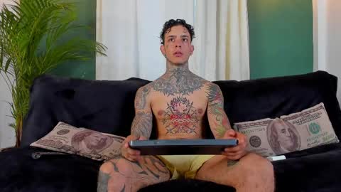 Aron ford online show from May 2026 09:49:02 PM