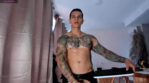 DarkMaster online show from April 2026 10:00:02 PM