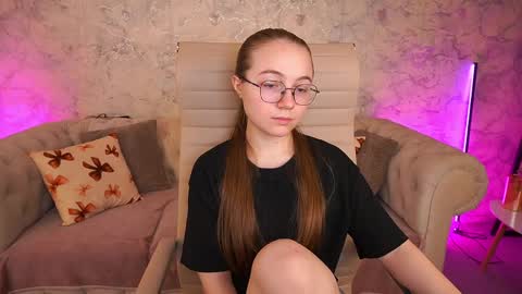 arrinawair online show from April 2026 07:22:01 AM